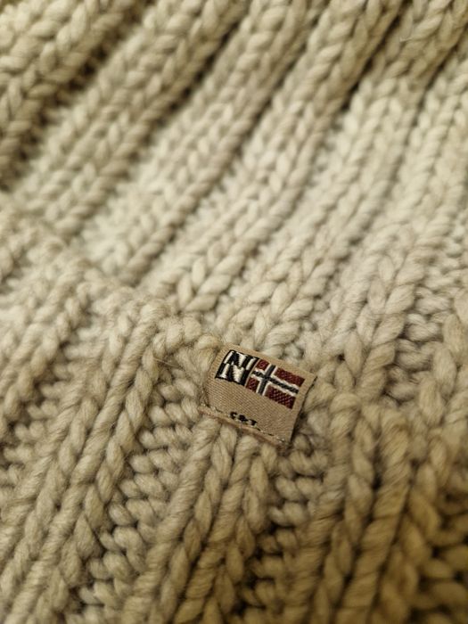 Шапка женская Napapijri