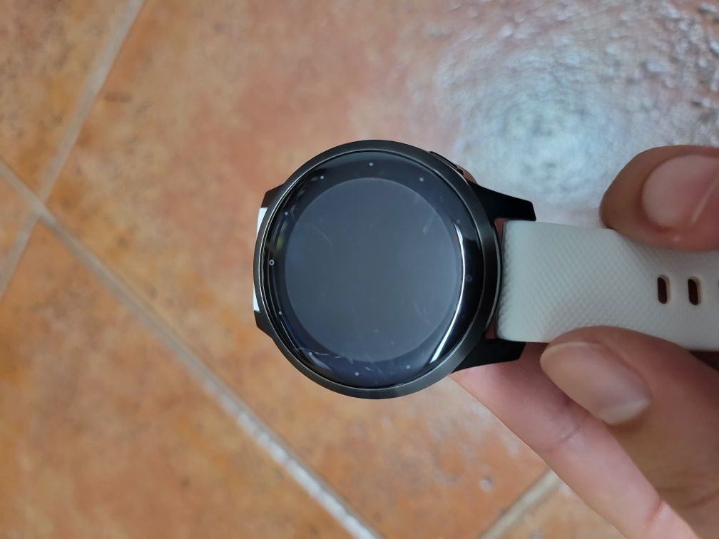 Smartwatch Garmin Vivoactive 4s