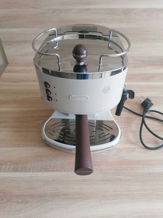 Ekspres do kawy DeLonghi