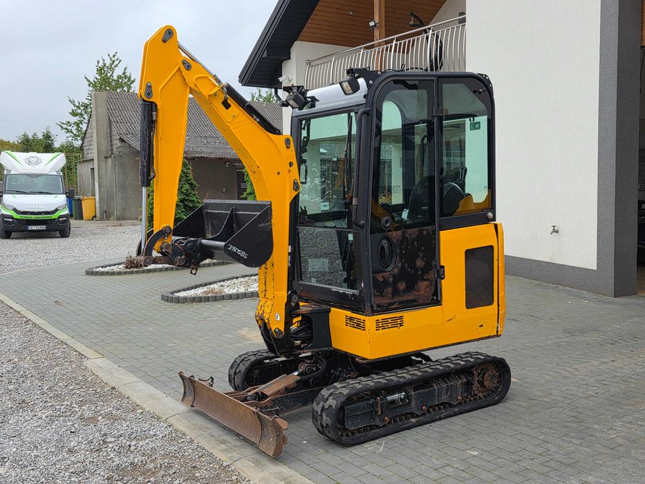 mini koparka JCB 16 C-1 okazja 2018 r sprowadzone serwis 1 wł. 2 łyżki
