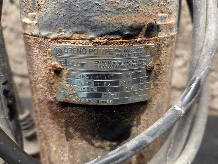 Vendo Bomba Submersível Dreno Pompe / Telstar – 0.75 HP – Usada