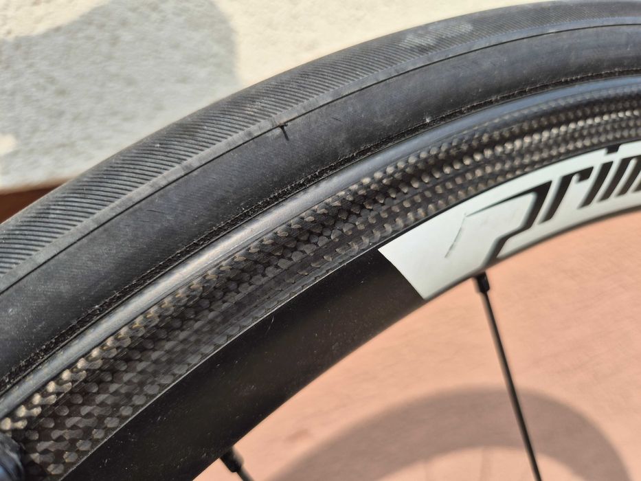 Rower szosowy full carbon, koła carbon Cube Attain, endurance