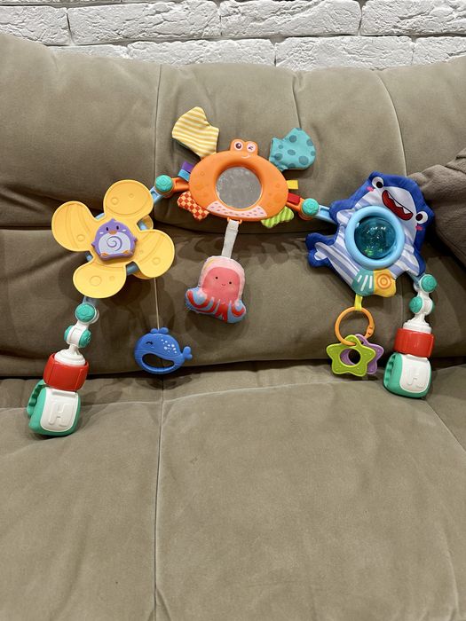 Дитяча іграшка підвіска