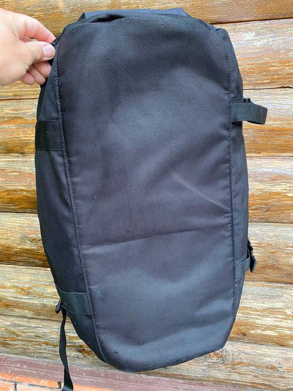 Сумка рюкзак из коллекции adidas originals.