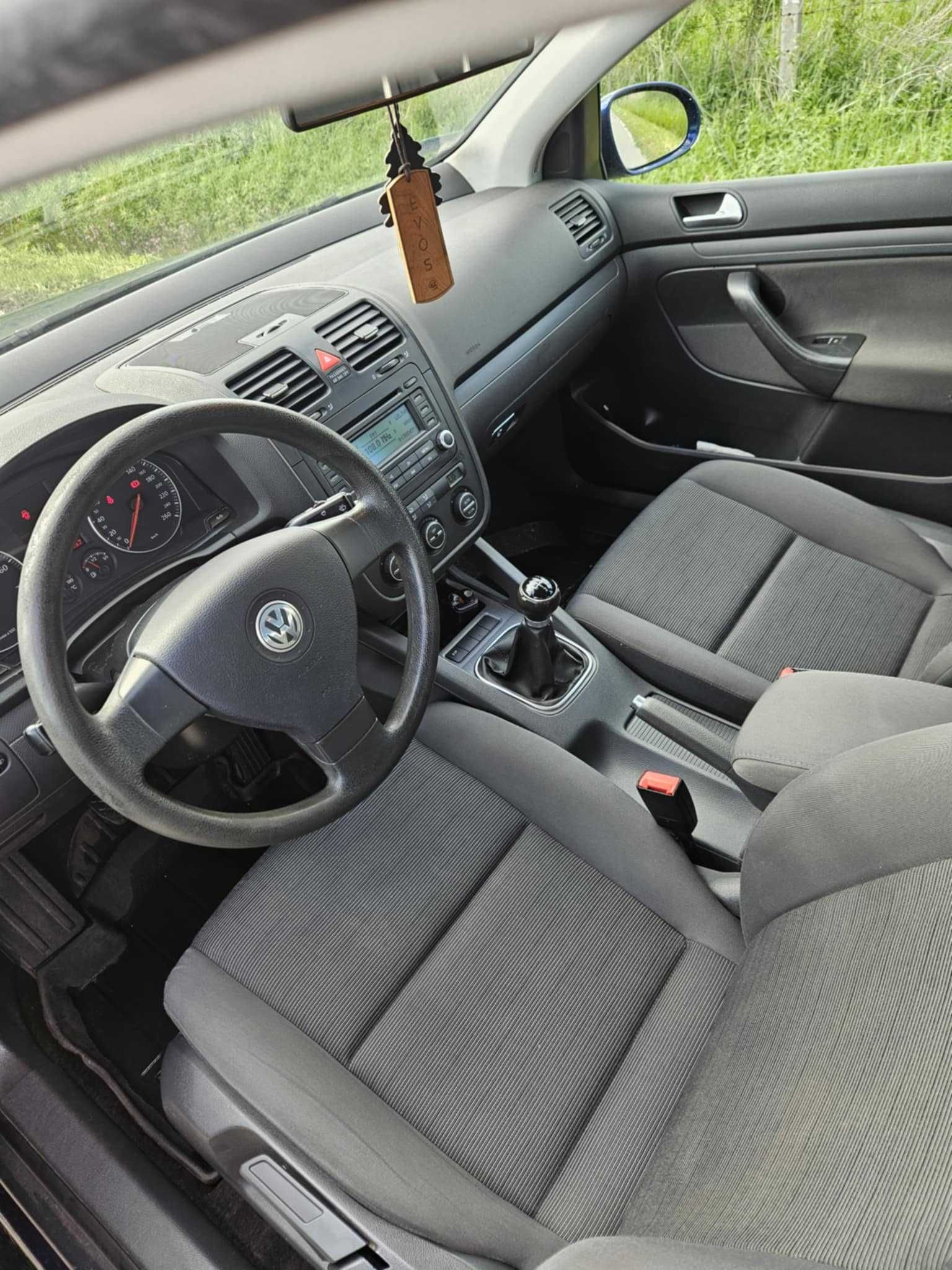Volkswagen Golf V 1.6 MPI
