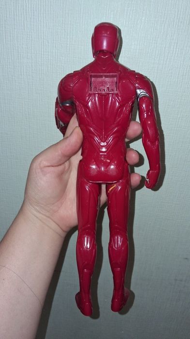 Залізна людина фігура 30см