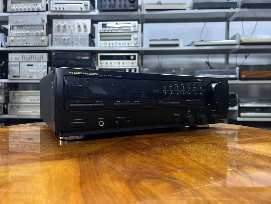 Amplituner Marantz SR-65, Audio Room