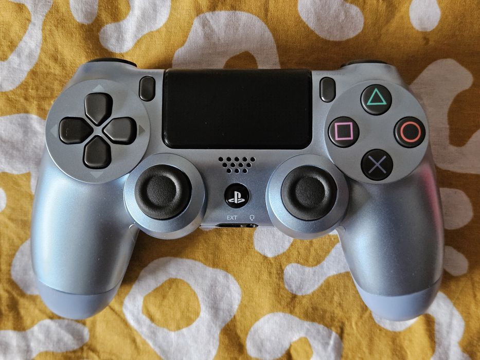 Comandos PS4 sony. Playstation 4.