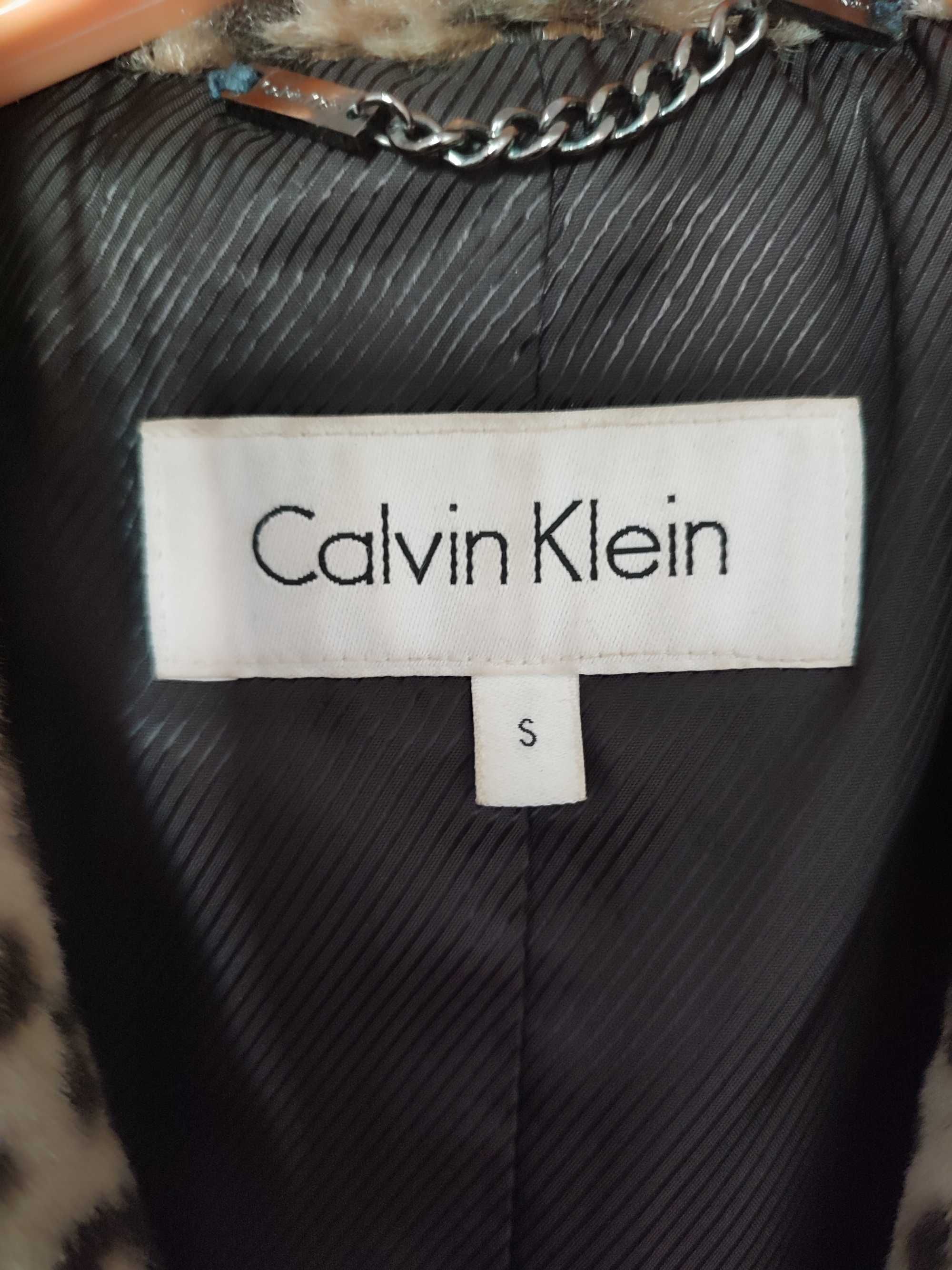 Futro Calvin Klein