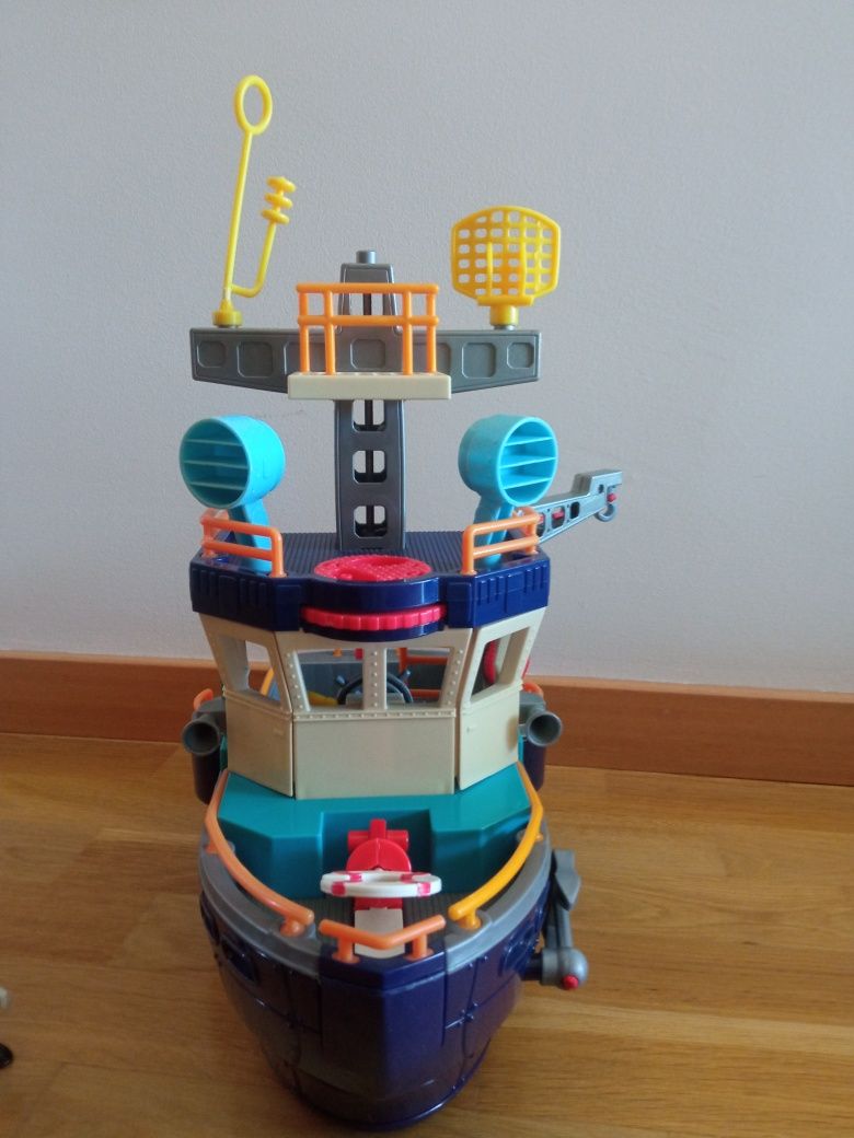 Brinquedo Barco de Pesca