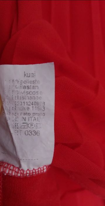 Czerwona plisowana bluzka Made in Italy z kokardami siateczkowymi