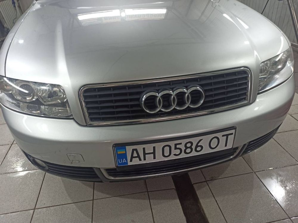 Продам авто aydi A4 b6 торг