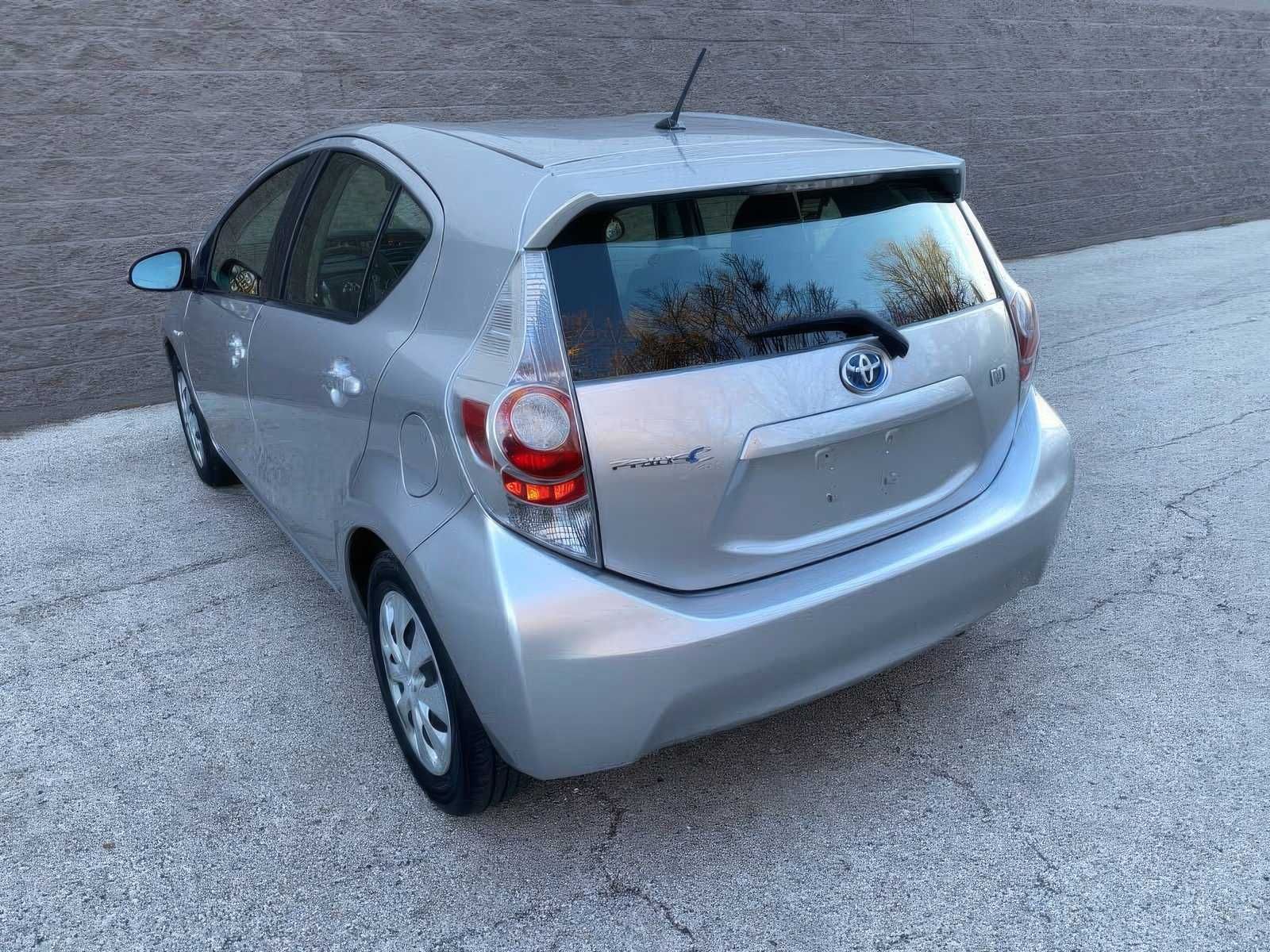 2014 Toyota Prius c One