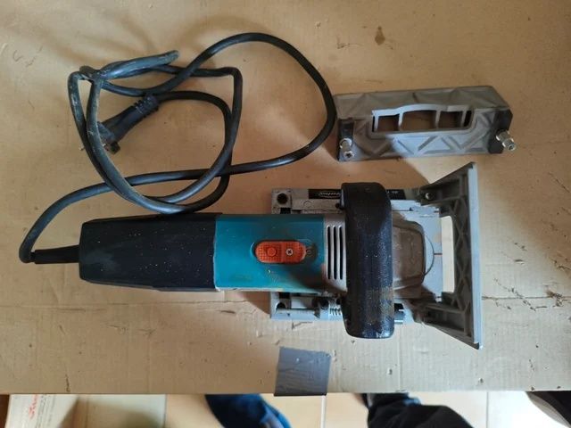 Fresadora de lamelas virutex