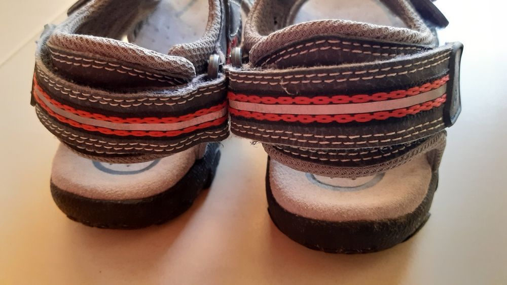 Sandálias Geox 30 menino excelente estado