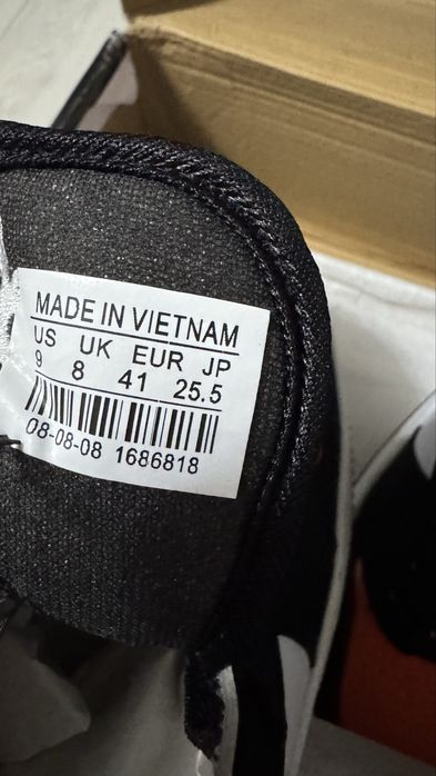 Кроссовки джордан новые