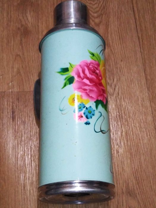 Термос Китай целый б/у