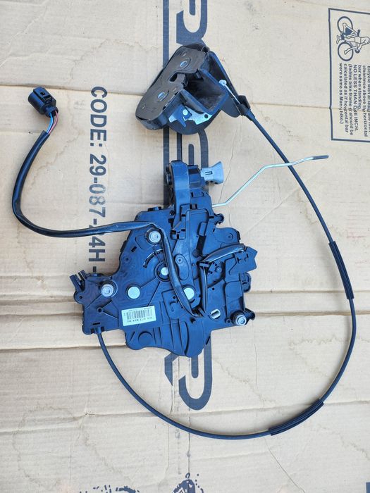 Замок VW T5 VW T6 зсувної двері, правий