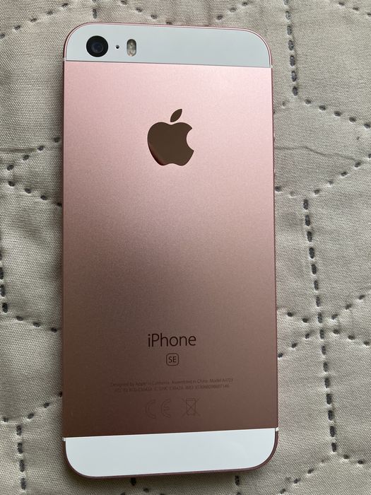 iPhone SE 128 GB, rose gold, stan idealny, bateria 100%.