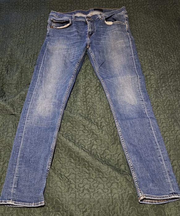 Spodnie Jeans Tiger Of Sweden 33/32, rurki.