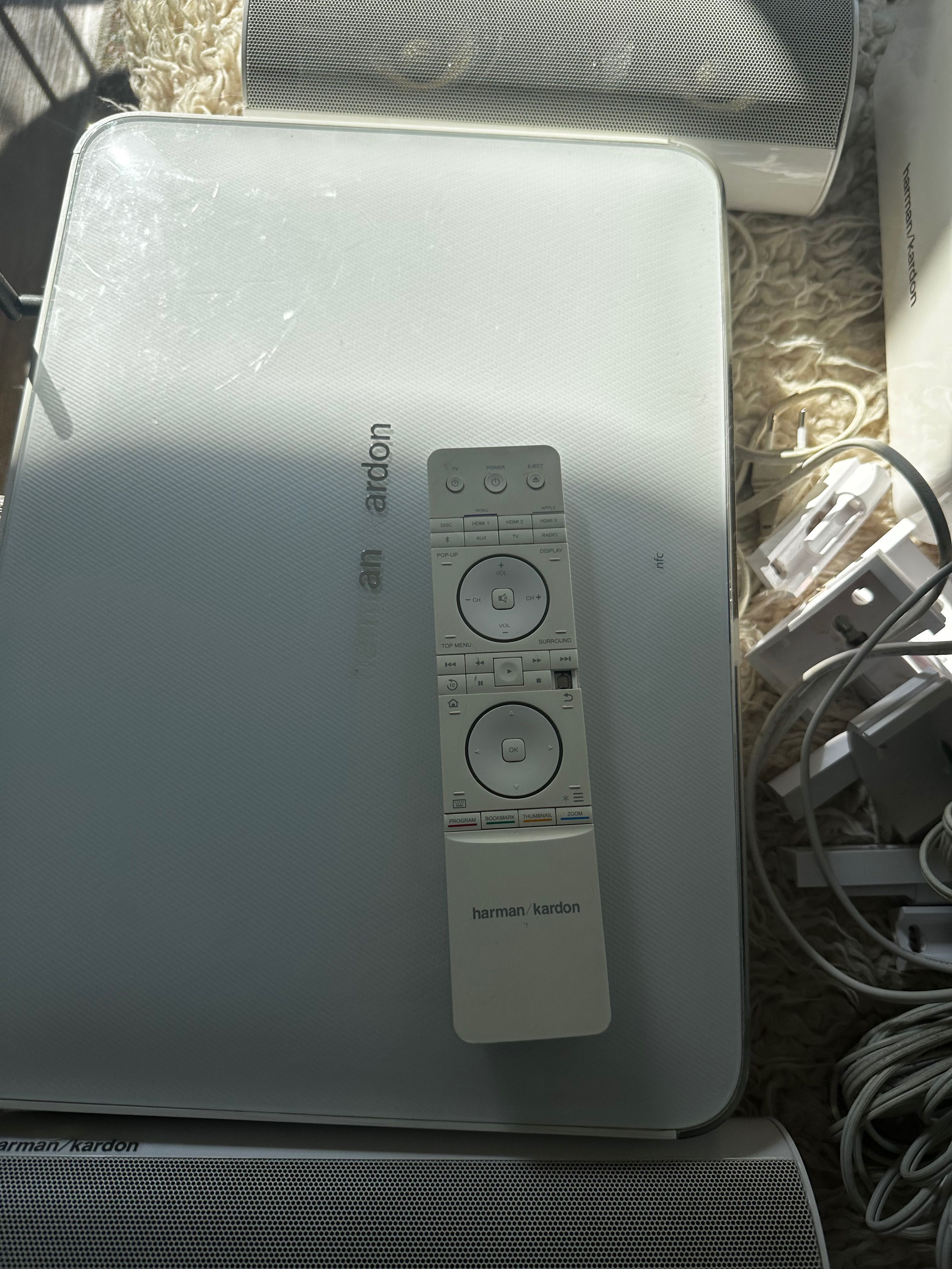 Sistema de Som Harman Kardon BDS 580 - 5.1 Home Theater