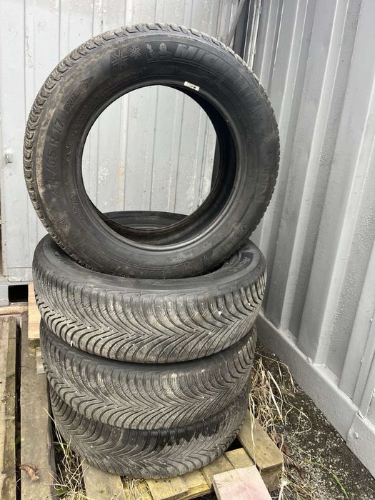 Зимові шини Michelin Alpin 5 215/65 R17