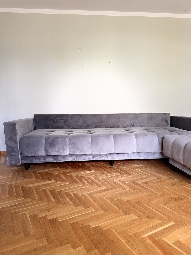 Rozkładana Sofa 3-osobowa z pufą – robiona na zamówienie