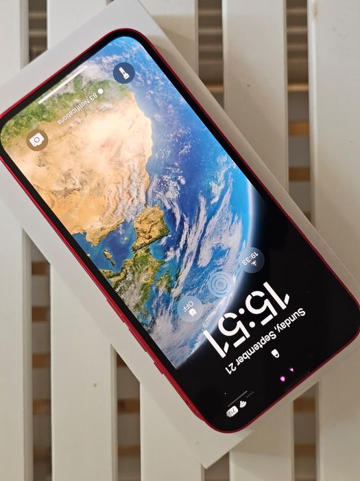 iPhone 13 red edition 256gb