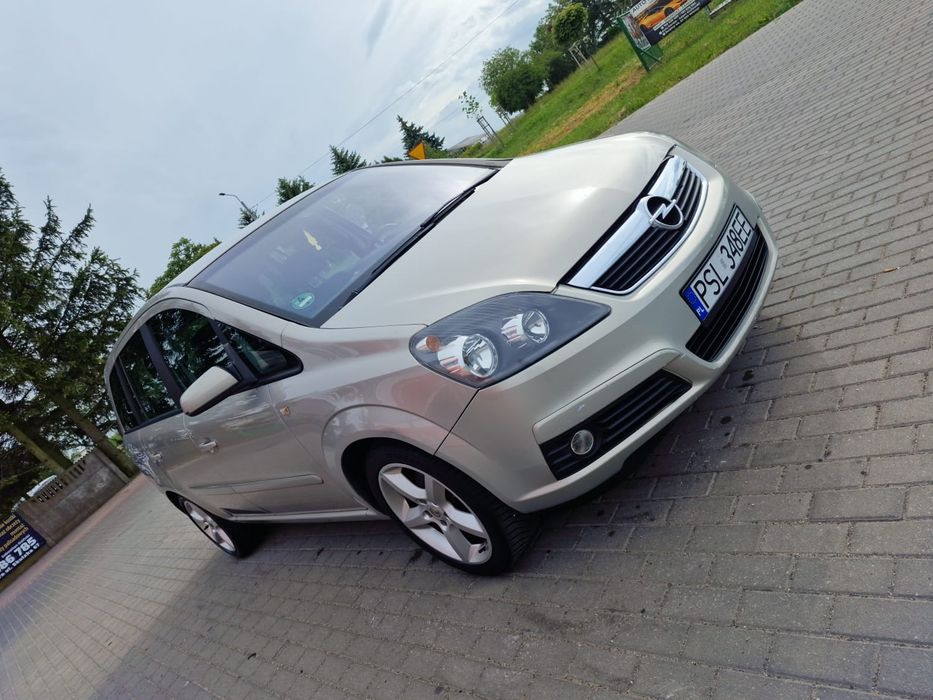 Opel Zafira 1.8i Automat 7osobowa zadbane zarejestrowane
