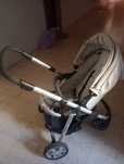 Vendo carrinho de bebe usado impecável da Pierre cardin