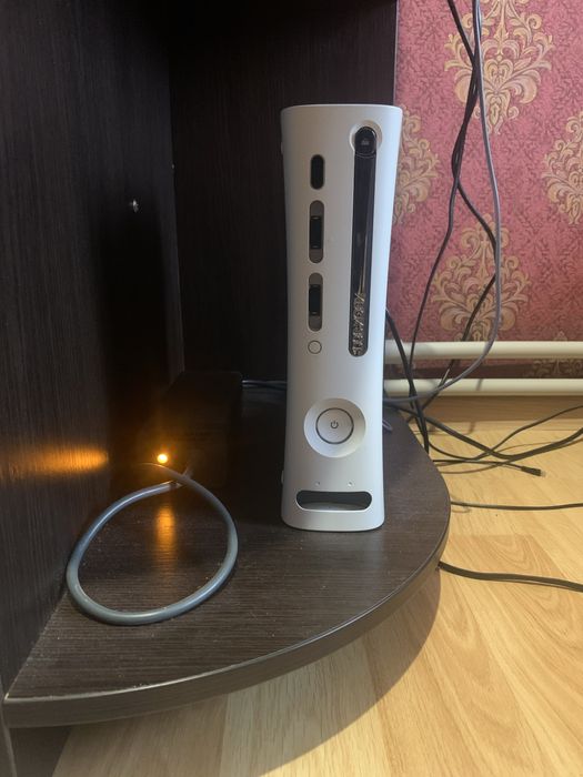 Продам 360 Xbox в чудовому стані