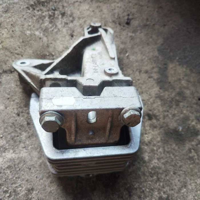 Audi TT 1.8T Poduszka Skrzyni Biegów Kpl.