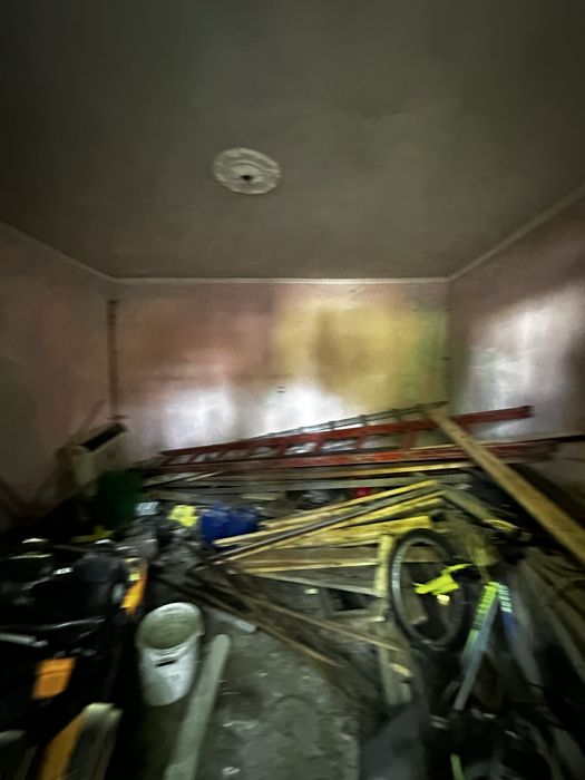 Продаж будинок 80 кв. м  з землею 7 соток м. Жидачів