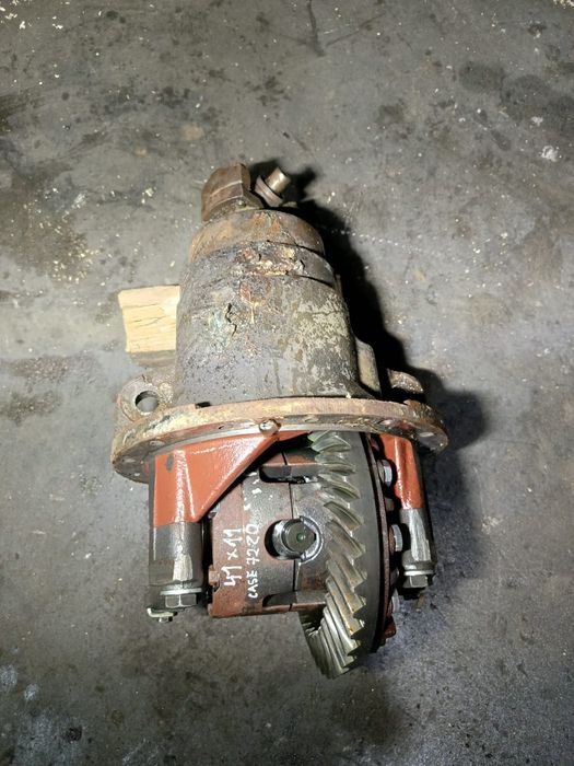 Atak  napędu Spicer Case Magnum 7220/ 11-41 z