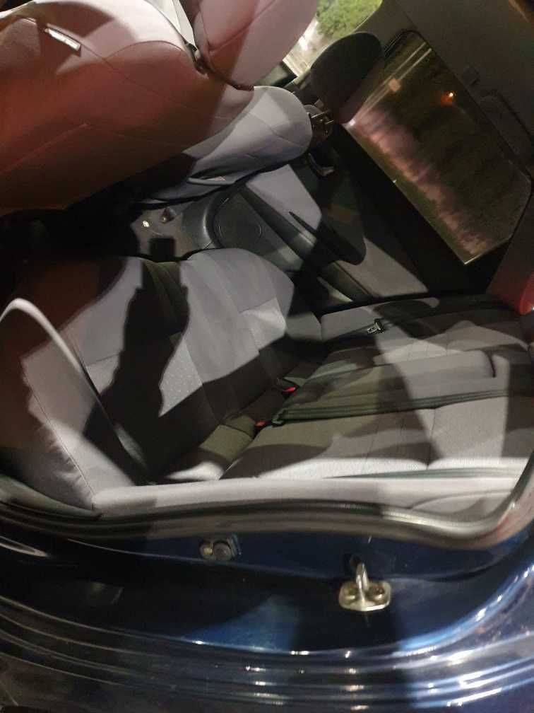 Nissan Primera P12 kombi kolor granatowy metali kod lak BW9G na części
