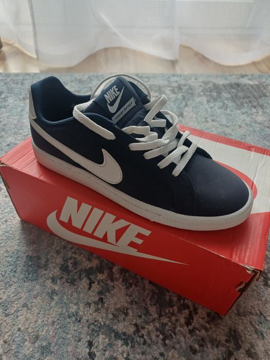 Buty NIKE court royale rozm 36.5!