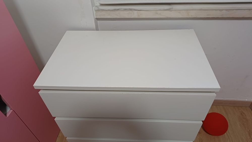 Cómoda IKEA malm
