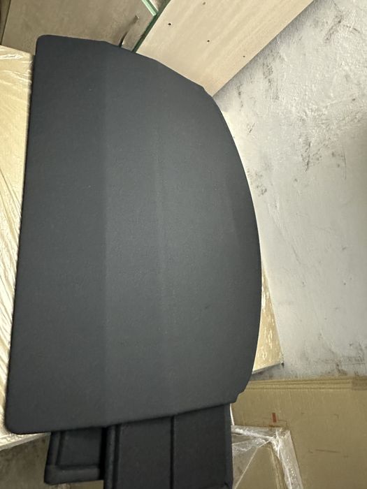 Полка tesla model Y,нова,оригінал