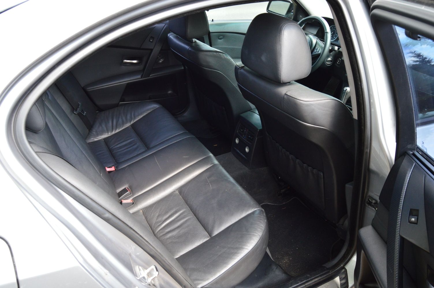 Sprzedam BMW E60 550i