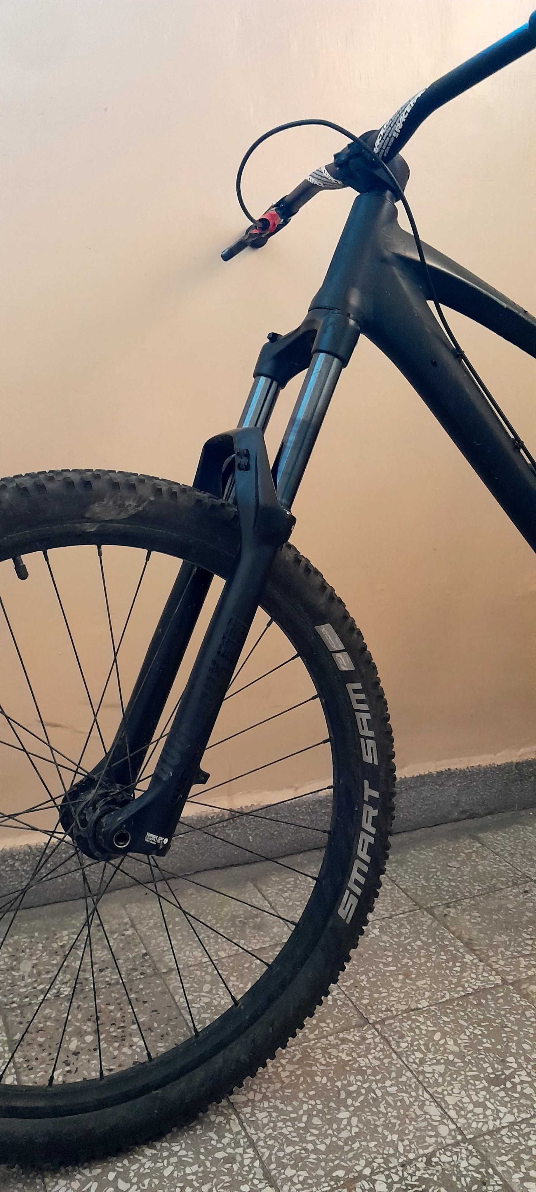 Rower dh slopstyle freeride merida