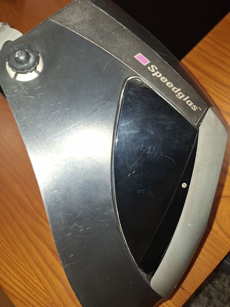 Mascara de soldar spedglass com pouco uso.