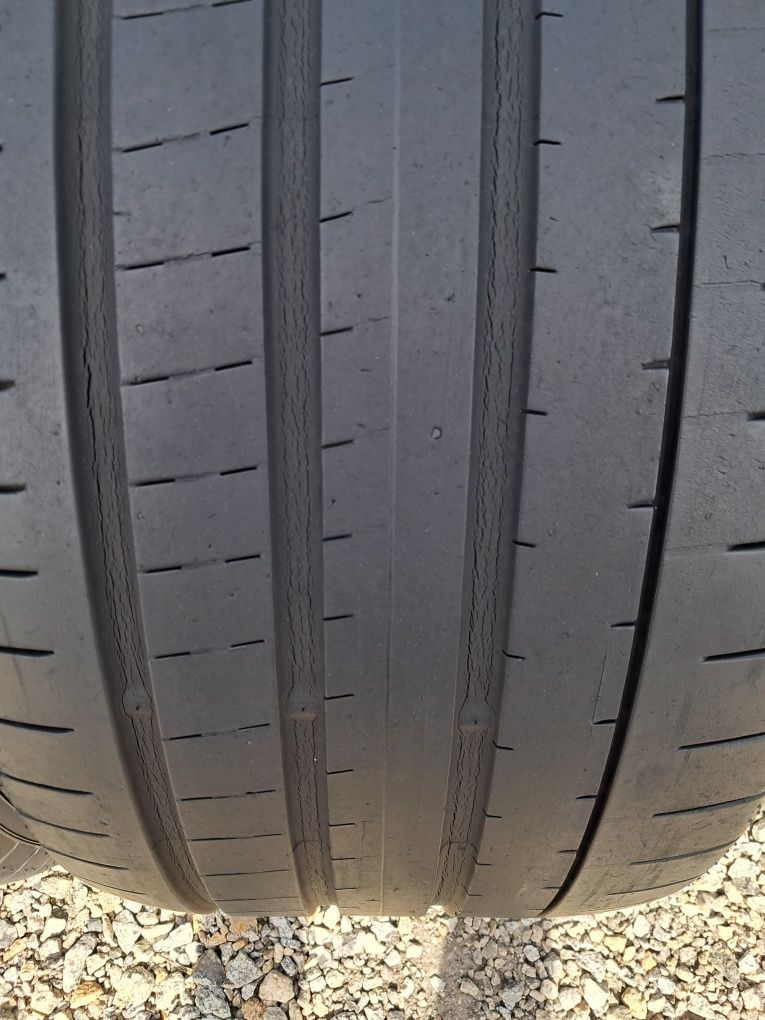 Para opon 325/35r22 Yokohama MO1 mercedes AMG