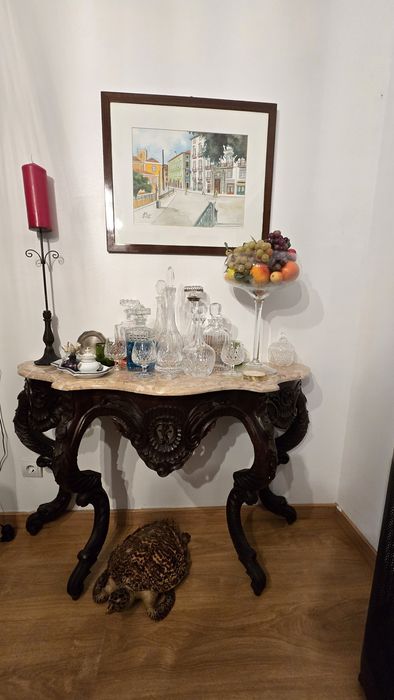 Credência estilo Luís XV