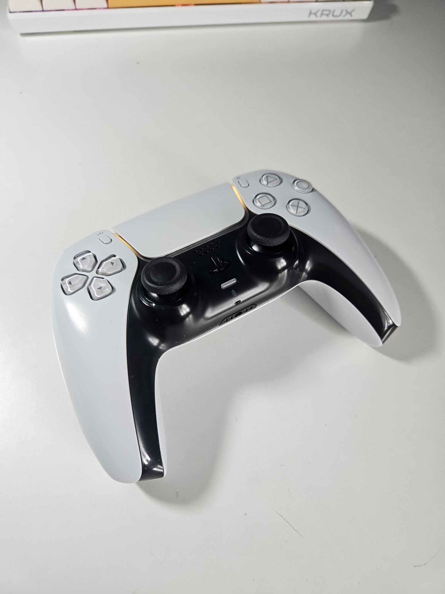 Pad PlayStation 5 PS5 Oryginalny w stanie bardzo dobrym