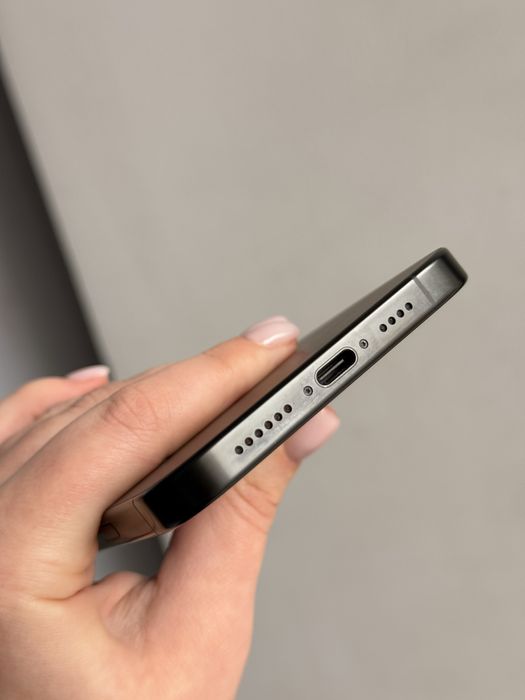 Apple iPhone 16 Pro Max 256GB Black. Neverlock. Esim