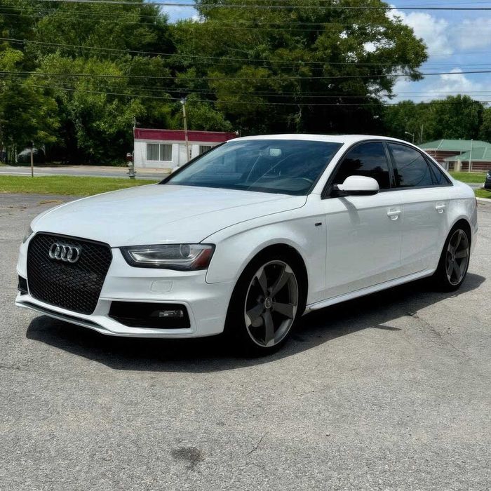 Audi A4 quattro Premium Plus      2014