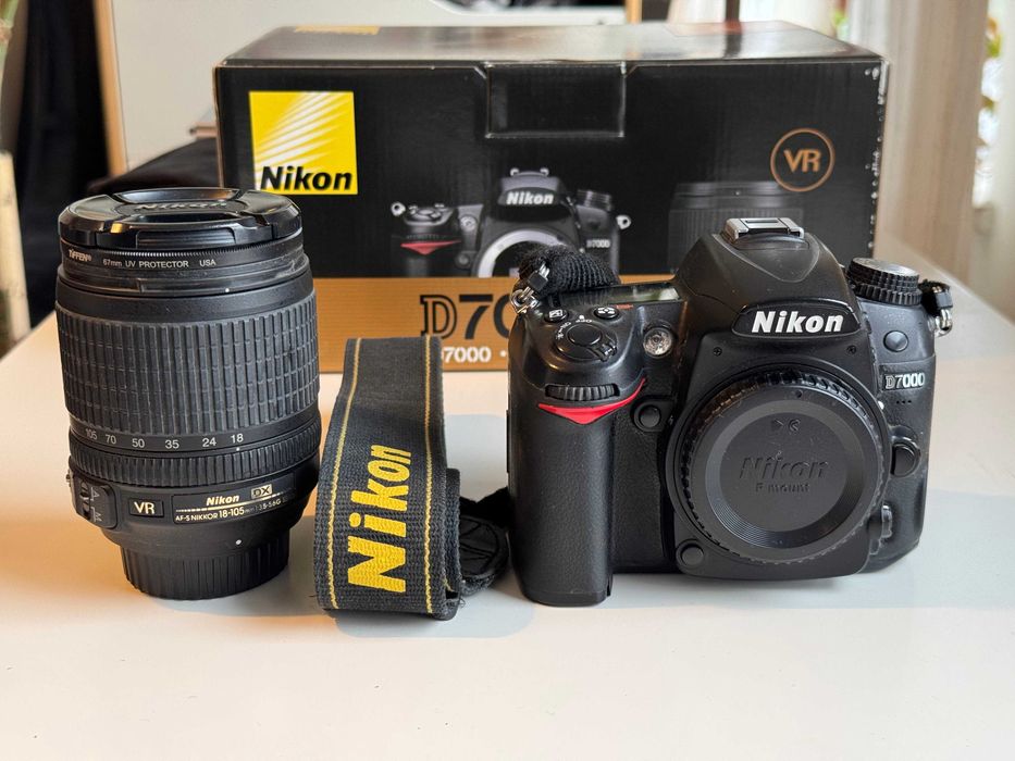 NIKON D7000 + obiektyw 18-105 VR