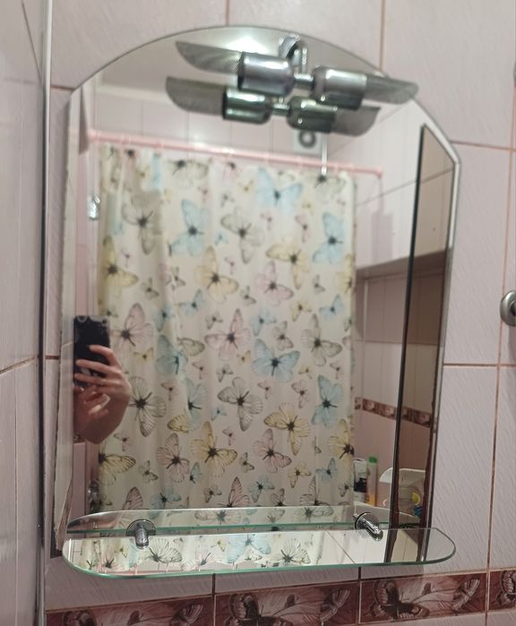 Дзеркало у ванну