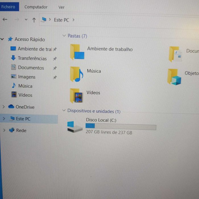 Dell Latitude E5570 i5 (6ª Geração) 8GB RAM 256Gb SSD