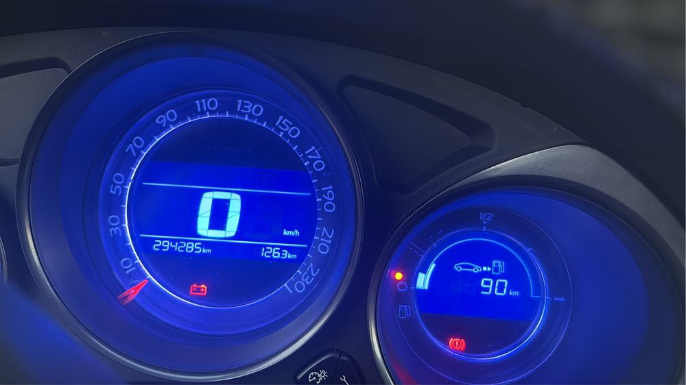 Citroen C4 com caixa automatica